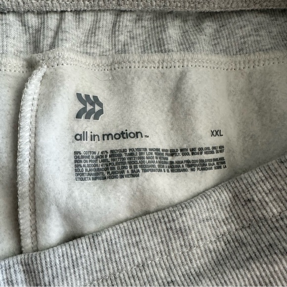 All In Motion NWT Women's XXL Gray Side Pocket Drawstring Taper Leg Sweatpants - Picture 7 of 10